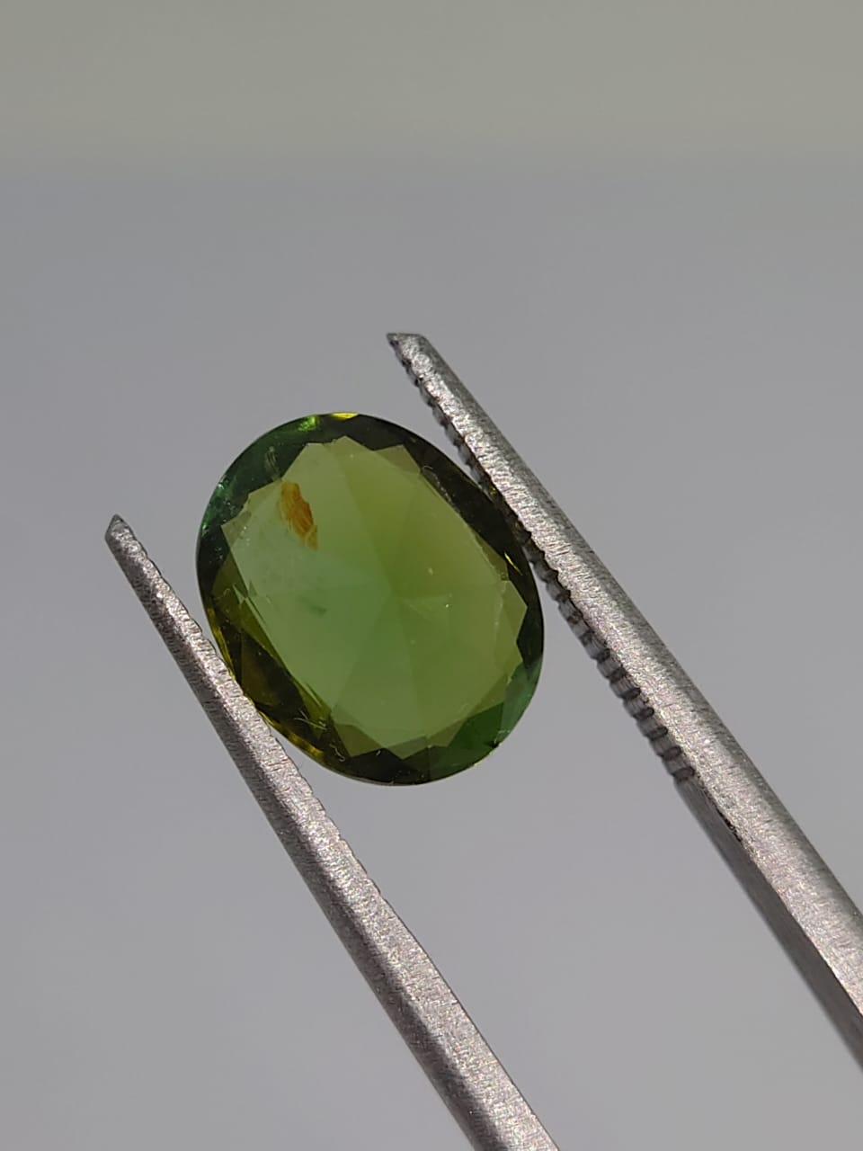 2.65ct Lustrous Natural Green Tourmaline Oval Cut Loose Gemstone From Nigeria — view 4